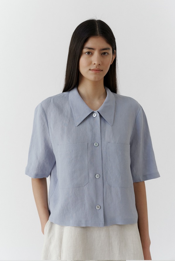 collar point blouse - blue